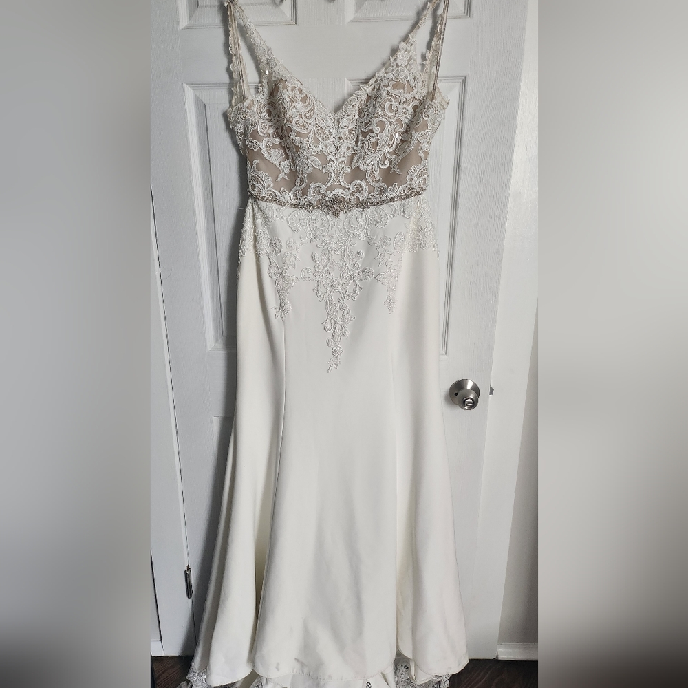 Maggie Sottero Alaina sample dress